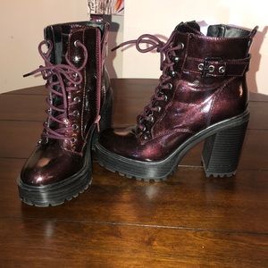 Burgundy shiny boots